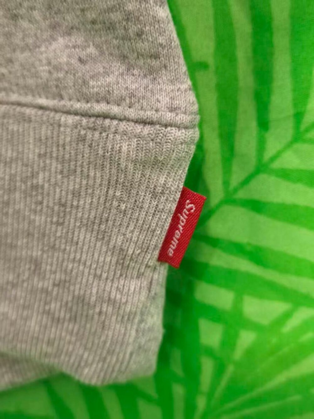 Supreme Grey Back Big Logo Hoodie Unisex Pullover Sweatshirt - Picture 3 of 8